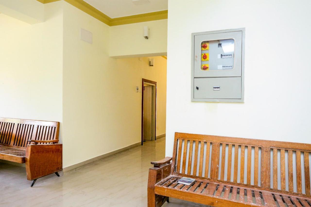 Oyo 18627 Hotel Mithila Salem Exterior photo
